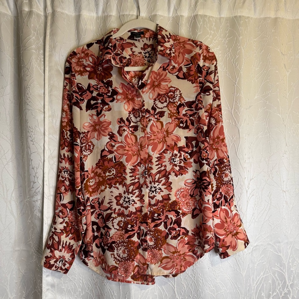 Ann Taylor Floral Pink and Brown Women's Button Down Top